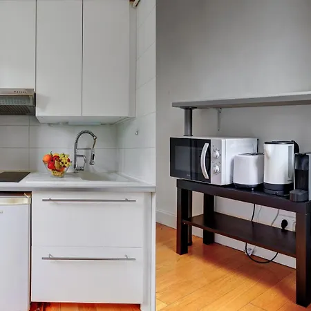 405 Pinel - Superbe A Apartment *